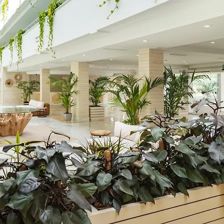 Hotel Cabogata Jardín