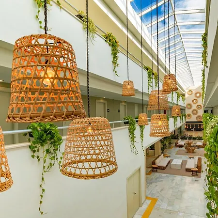 Cabogata Jardín 4*